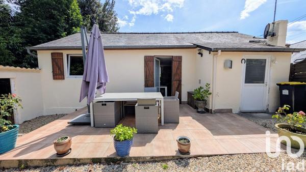 Maison 3 pièces de 65 m² à Saint-Avé (56890)