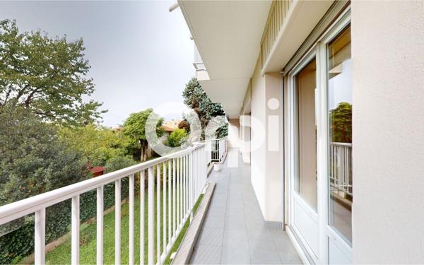 Appartement à vendre    4 pièces • 107,38 m2 Bron