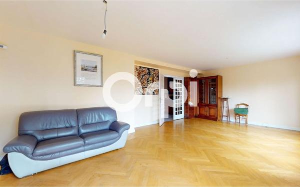 Appartement à vendre    4 pièces • 107,38 m2 Bron