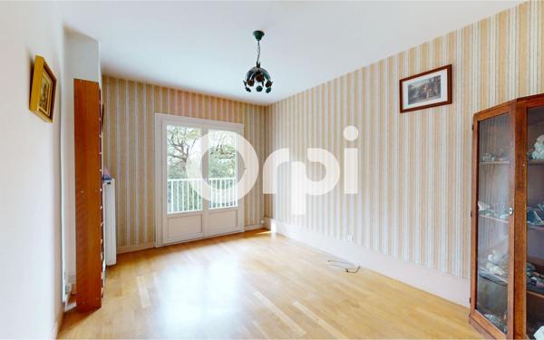 Appartement à vendre    4 pièces • 107,38 m2 Bron