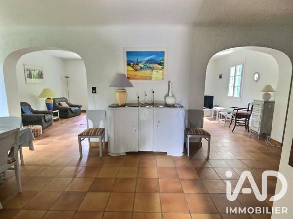 Maison à vendre 7 pièces 220 m² La Cadière-d'Azur