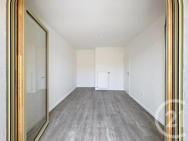 Appartement F3 à vendre  3 pièces - 67,60 m 2   ORLY  - 94