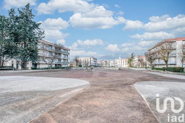Appartement à vendre 3 pièces 71 m² Vaujours