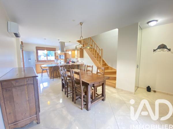 Maison à vendre 5 pièces 104 m² Ozoir-la-Ferrière
