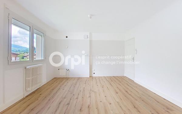 Appartement à vendre    4 pièces • 101,30 m2 Gilly-sur-Isère