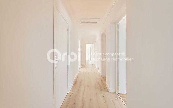 Appartement à vendre    4 pièces • 101,30 m2 Gilly-sur-Isère