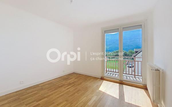 Appartement à vendre    4 pièces • 101,30 m2 Gilly-sur-Isère