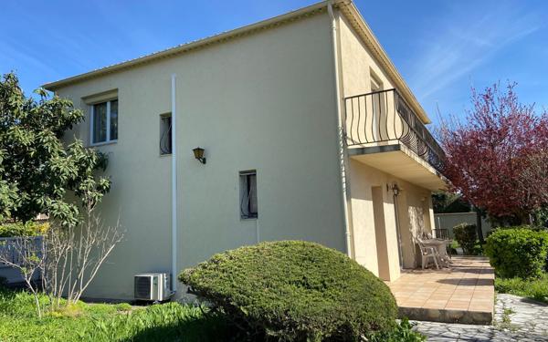 Maison à vendre    6 pièces •  Lattes