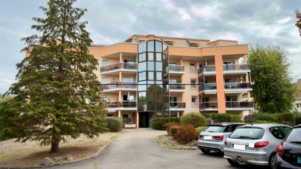 Saint-Dié-des-Vosges - Appartement T3 de 92,8 m² vendu loué, avec terrasse, parking et cave