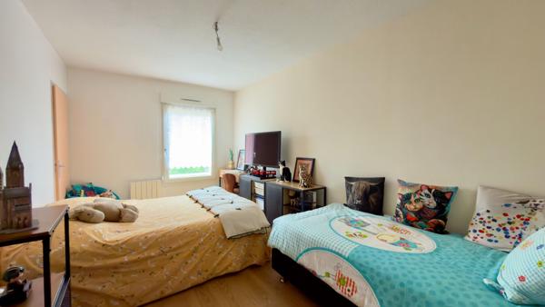 Saint-Dié-des-Vosges - Appartement T3 de 92,8 m² vendu loué, avec terrasse, parking et cave