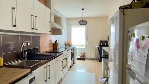 Saint-Dié-des-Vosges - Appartement T3 de 92,8 m² vendu loué, avec terrasse, parking et cave