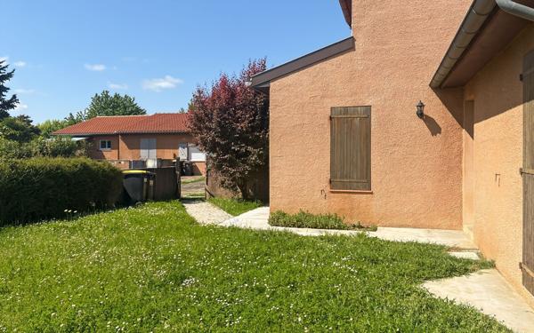 Maison à louer    5 pièces •  Villeneuve-Tolosane