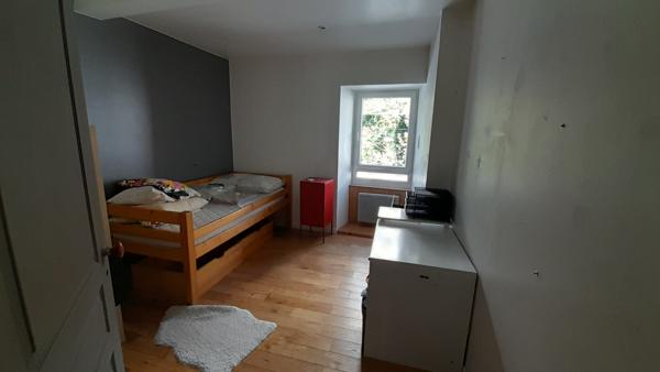 Châtillon-en-Diois (26410) 26410Châtillon-en-Diois/ Bel appartement lumineux entièrement rénové avec studio indépendant et grenier/ DPE C