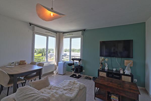 Appartement T2 Bourgoin Jallieu, 48 m² + garage et parking