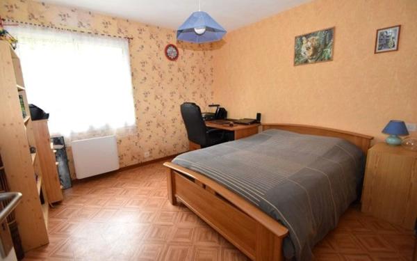 Maison à vendre    5 pièces •  Fargues