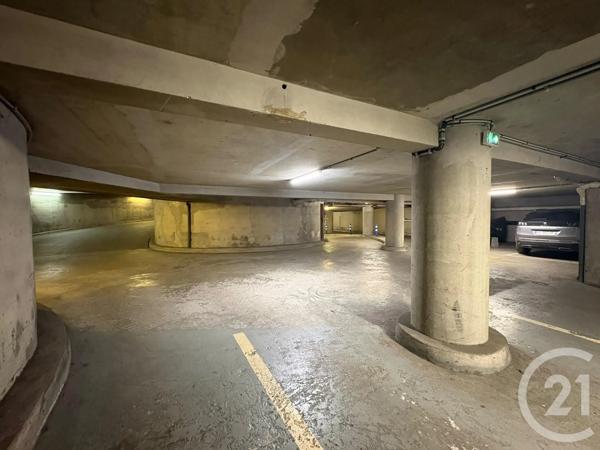Parking à vendre  12,49 m 2   PARIS  - 75015