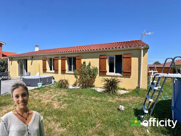 Maison
         5 pièces
        - 124 m² Exclusivité 255 000 € *