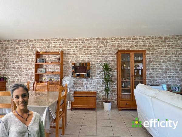 Maison
         5 pièces
        - 124 m² Exclusivité 255 000 € *
