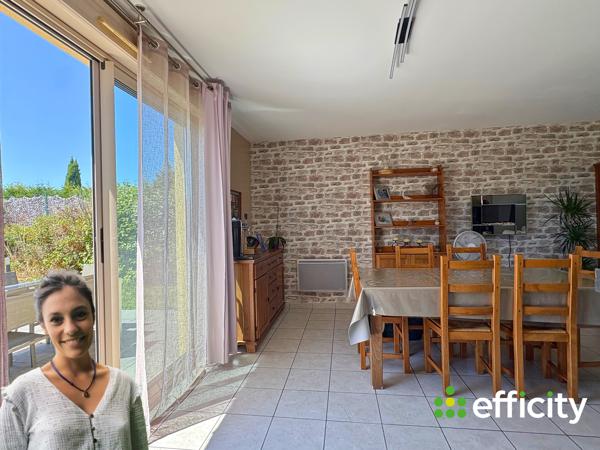 Maison
         5 pièces
        - 124 m² Exclusivité 255 000 € *