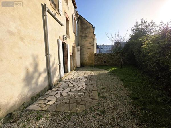 Immeuble à vendre à Vannes dans le Morbihan (56000), ref : 56096-95   
Centre-Ville