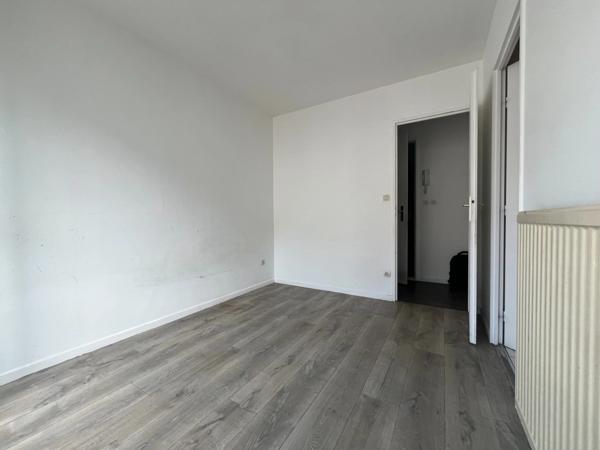 Appartement à vendre 2 pièces COURDIMANCHE (95)