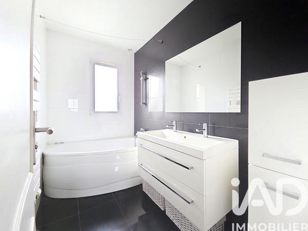 Maison à vendre 8 pièces 138 m² Reims