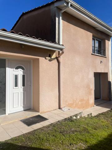 Maison de campagne à Berson de 118.90 m2 , Berson Maison de campagne à Berson de 118.90 m2 , Berson