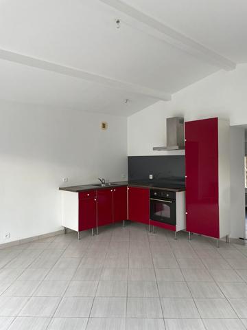 Maison de campagne à Berson de 118.90 m2 , Berson Maison de campagne à Berson de 118.90 m2 , Berson