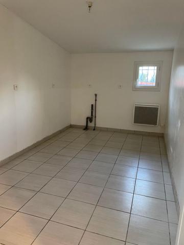 Maison de campagne à Berson de 118.90 m2 , Berson Maison de campagne à Berson de 118.90 m2 , Berson