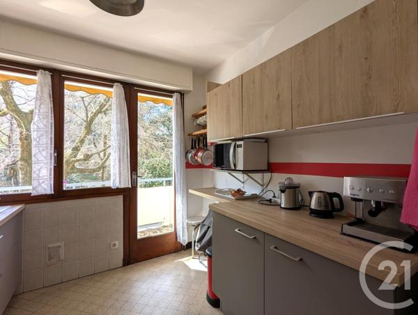 Appartement T3 à vendre  3 pièces - 66,41 m2 CHAMBERY - 73