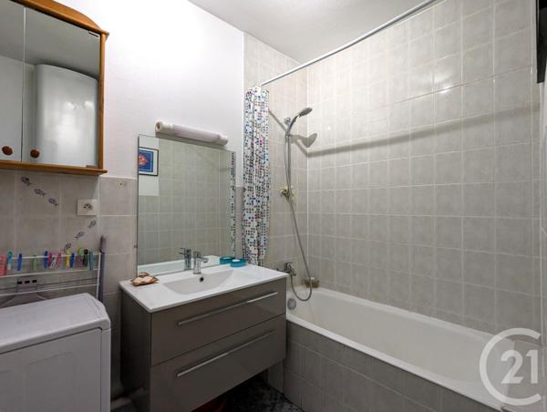 Appartement T3 à vendre  3 pièces - 66,41 m2 CHAMBERY - 73