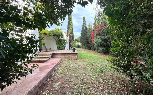 Maison à vendre    5 pièces •  Nîmes