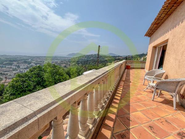 Maison à MANDELIEU LA NAPOULE (06210)