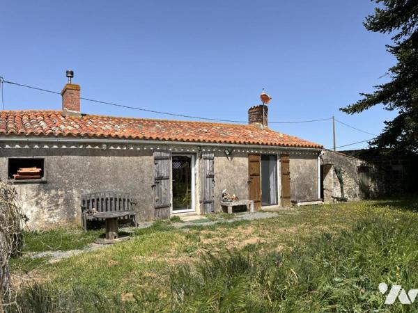 Maison ancienne Champagné-les-Marais