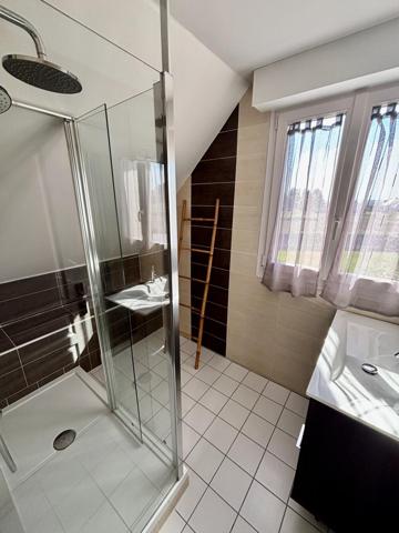 Maison à SAINT-LOUP, 50300 - 8 pièces 161m²