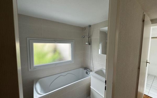 Appartement à louer    3 pièces • 80,95 m2 Pontonx-sur-l'Adour