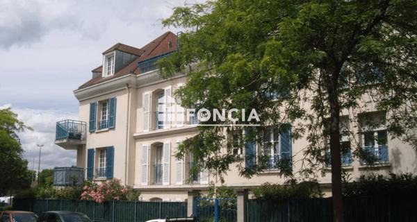 Location Studio 28.99 m² - Rueil-malmaison 92500