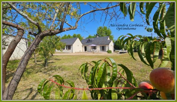 🏡 Grande maison familiale avec terrain – Proximité immédiate du centre-ville du Lude (72)