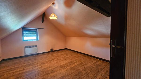 🏡 Grande maison familiale avec terrain – Proximité immédiate du centre-ville du Lude (72)