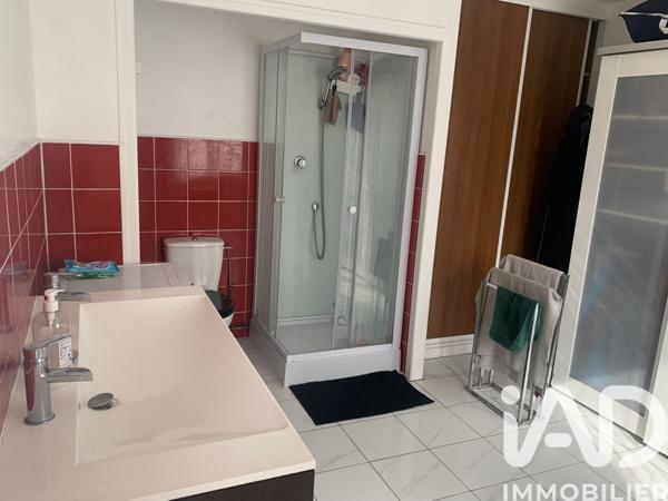 Immeuble à vendre 111 m² Bessé-sur-Braye