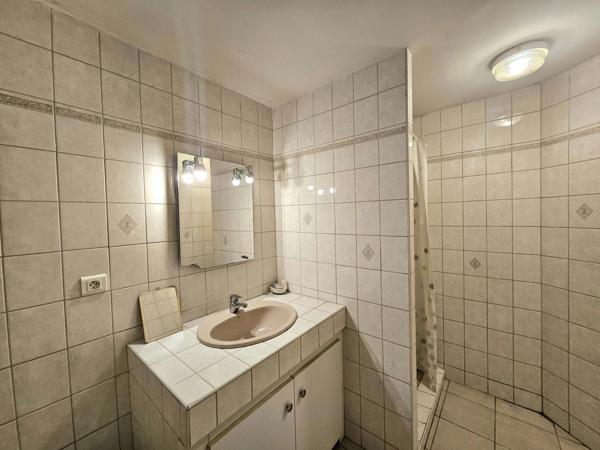 MAISON DE CAMPAGNE AVEC 7 HECTARES