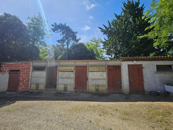 MAISON DE CAMPAGNE AVEC 7 HECTARES