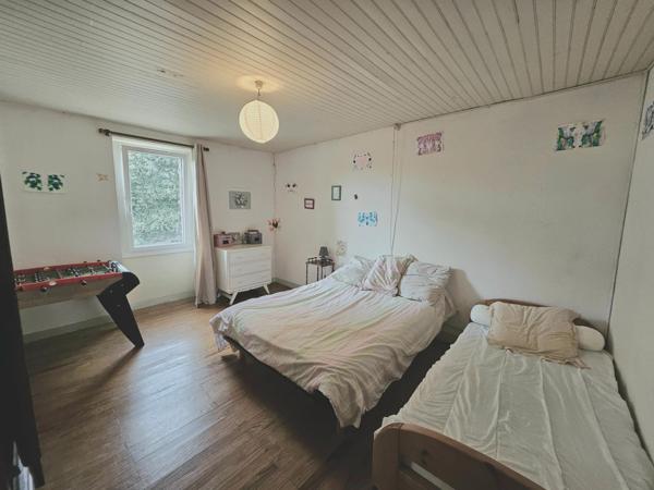 MAISON DE CAMPAGNE AVEC 7 HECTARES