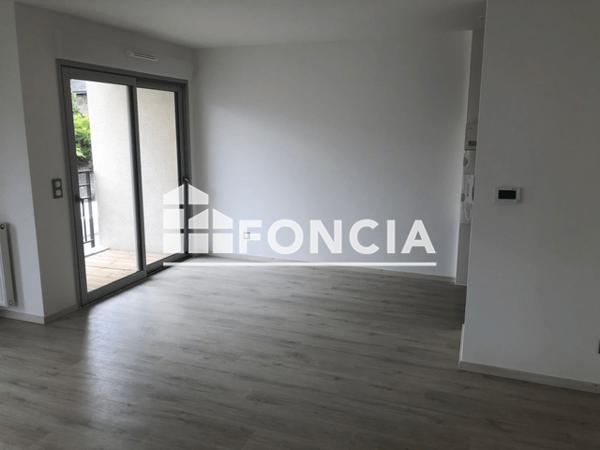Location Appartement 4 pièces 84.8 m² - 58 RUE CROIX PASQUIER Tours 37100