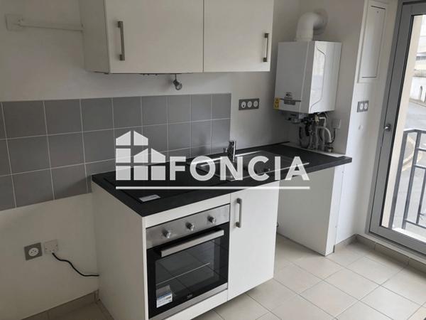 Location Appartement 4 pièces 84.8 m² - 58 RUE CROIX PASQUIER Tours 37100