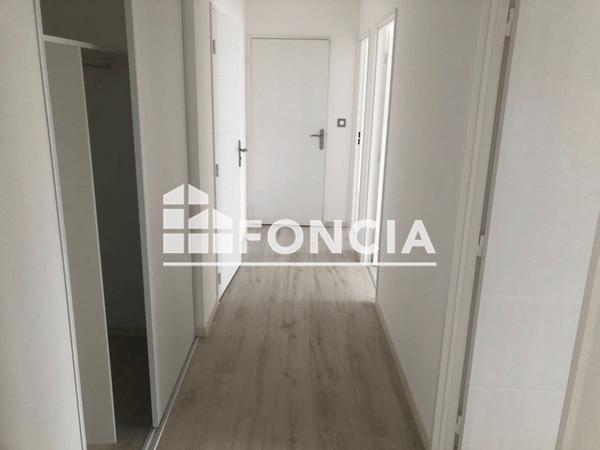 Location Appartement 4 pièces 84.8 m² - 58 RUE CROIX PASQUIER Tours 37100