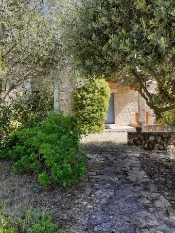 Maison à louer à Grane (26400)
