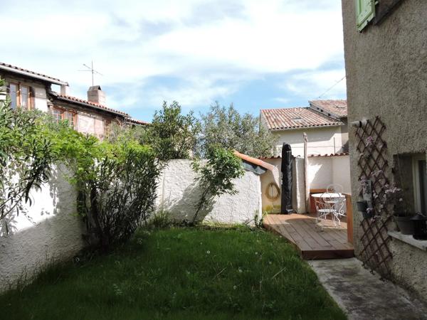 Maison de village prête à être aménagée