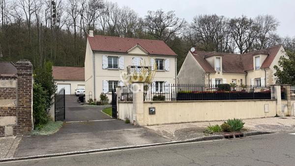 Maison spacieuse 8 pièces à vendre à Jaux, secteur Compiègne
