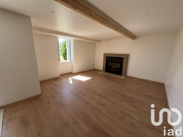 Longère 4 pièces de 104 m² à Châtillon-sur-Thouet (79200)